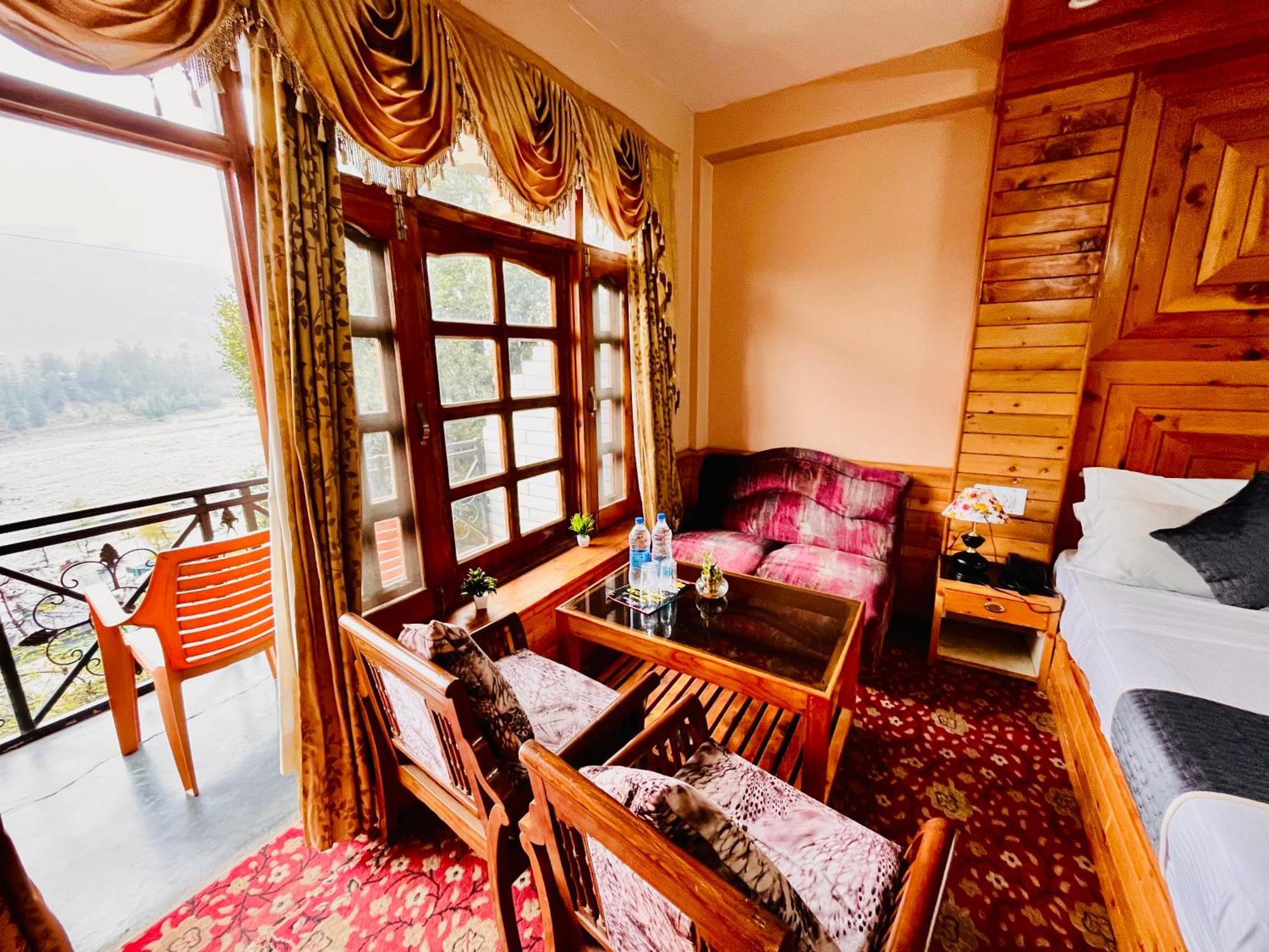 The Hollywood Vibes - #Riverview #Premium Rooms #Prime Location #Most Awarded #Parking #Top Rated #Open Terrace #Best Selling Hotel In Manali Exteriér fotografie