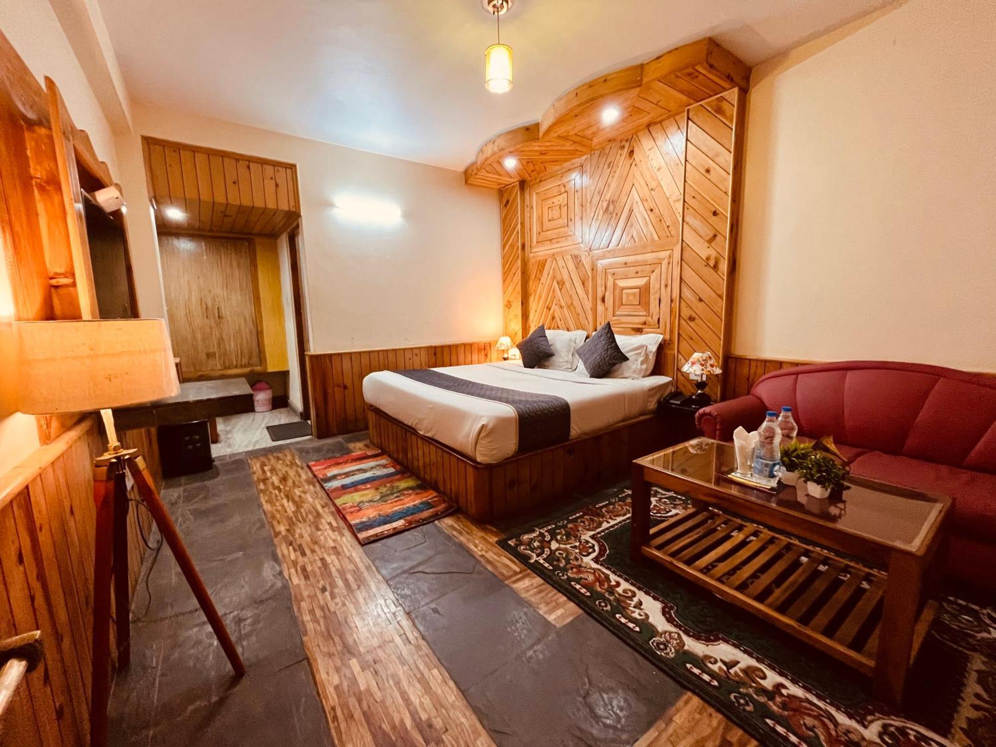 The Hollywood Vibes - #Riverview #Premium Rooms #Prime Location #Most Awarded #Parking #Top Rated #Open Terrace #Best Selling Hotel In Manali Exteriér fotografie